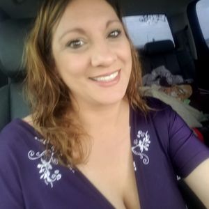 Meet your Posher, Deborah